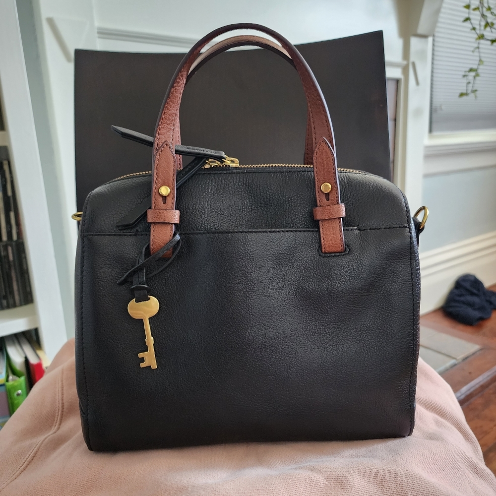 Fossil leather satchel purse in black brown